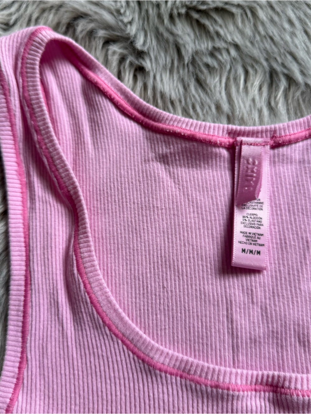 Skims Pink Rib Tank Top - Picture 3 of 4